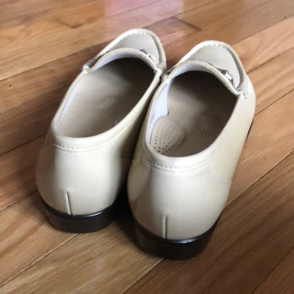 Metro Slip On Loafers - Tripad Comfort Foot Bed - Picture 3 of 5